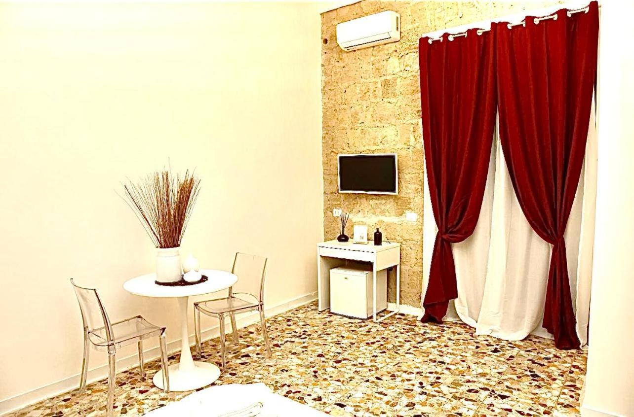 La Suite Di Marco Naples Exterior photo